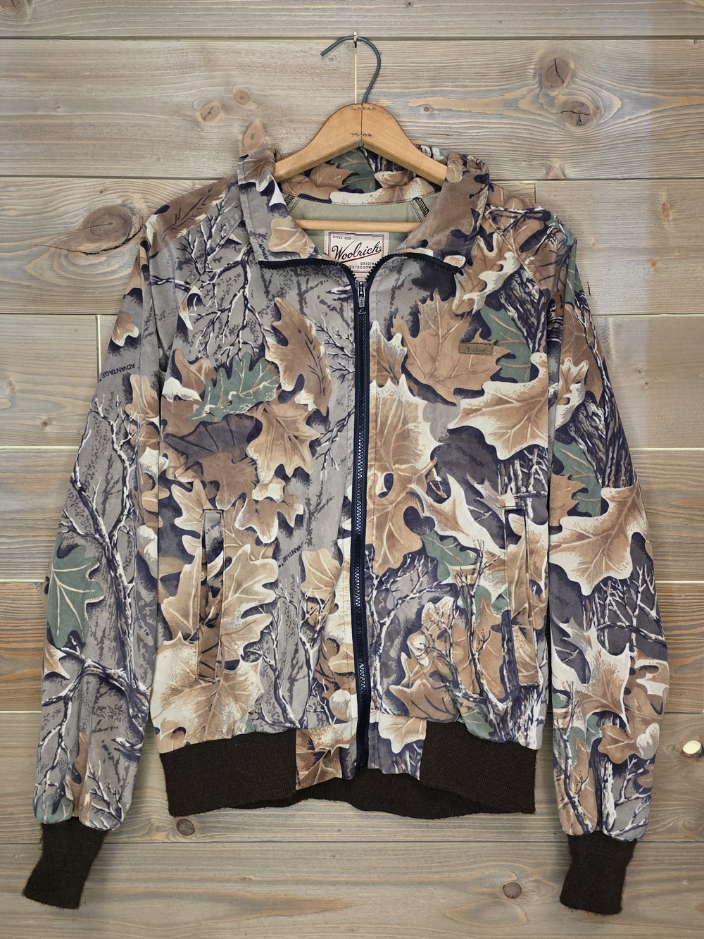 Woolrich Women's Camouflage Leaf Print Zip Jacket - Brown/Green